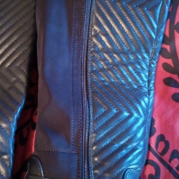 Boots - Picture 3 of 3